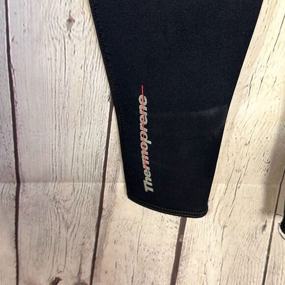 Henderson Thermoprene Black 3mm Wetsuit size XS Freedom Flex - Picture 5 of 8
